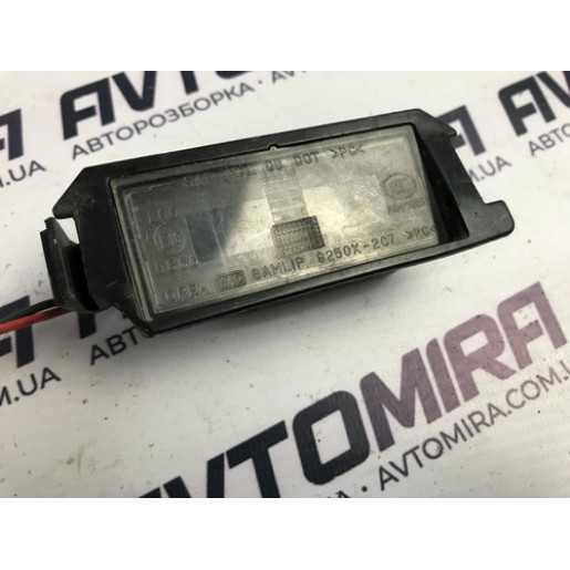 Ліхтар підсвітки номерного знаку Hyundai i30 HB 2007-2012 925012L000